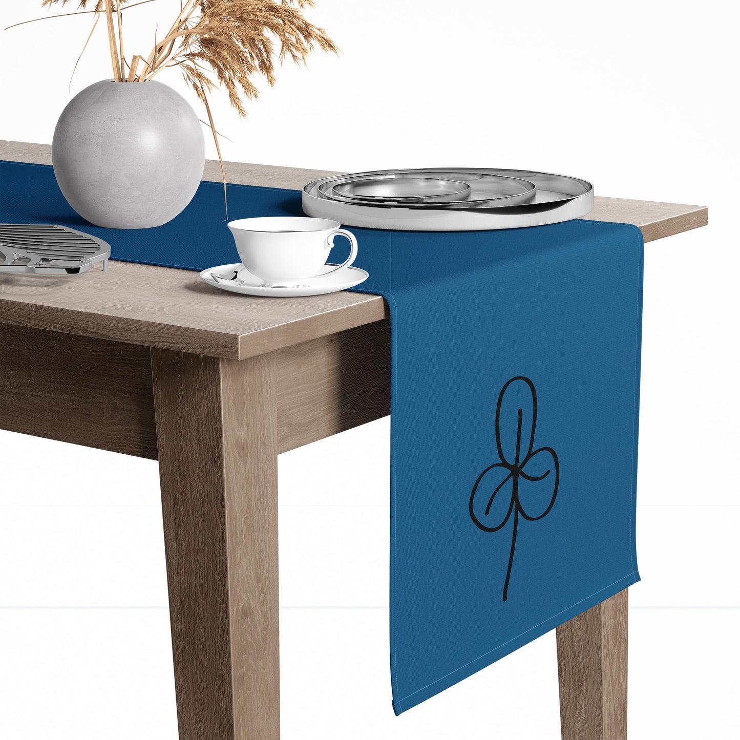 Chemin de table contemporain aspect velouté 45 x 150 cm