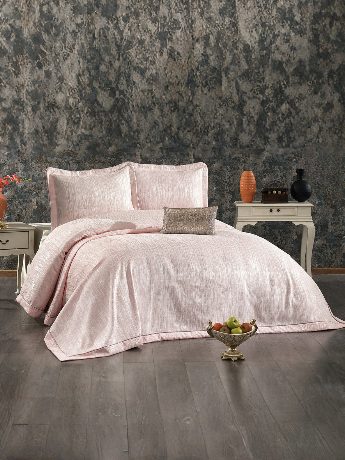 Couvre lit de 4 Pièces de lux 260x260 - Larissa