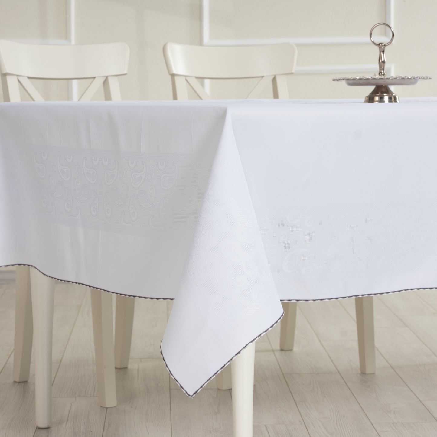 Nappe de table imperméable en jacquard