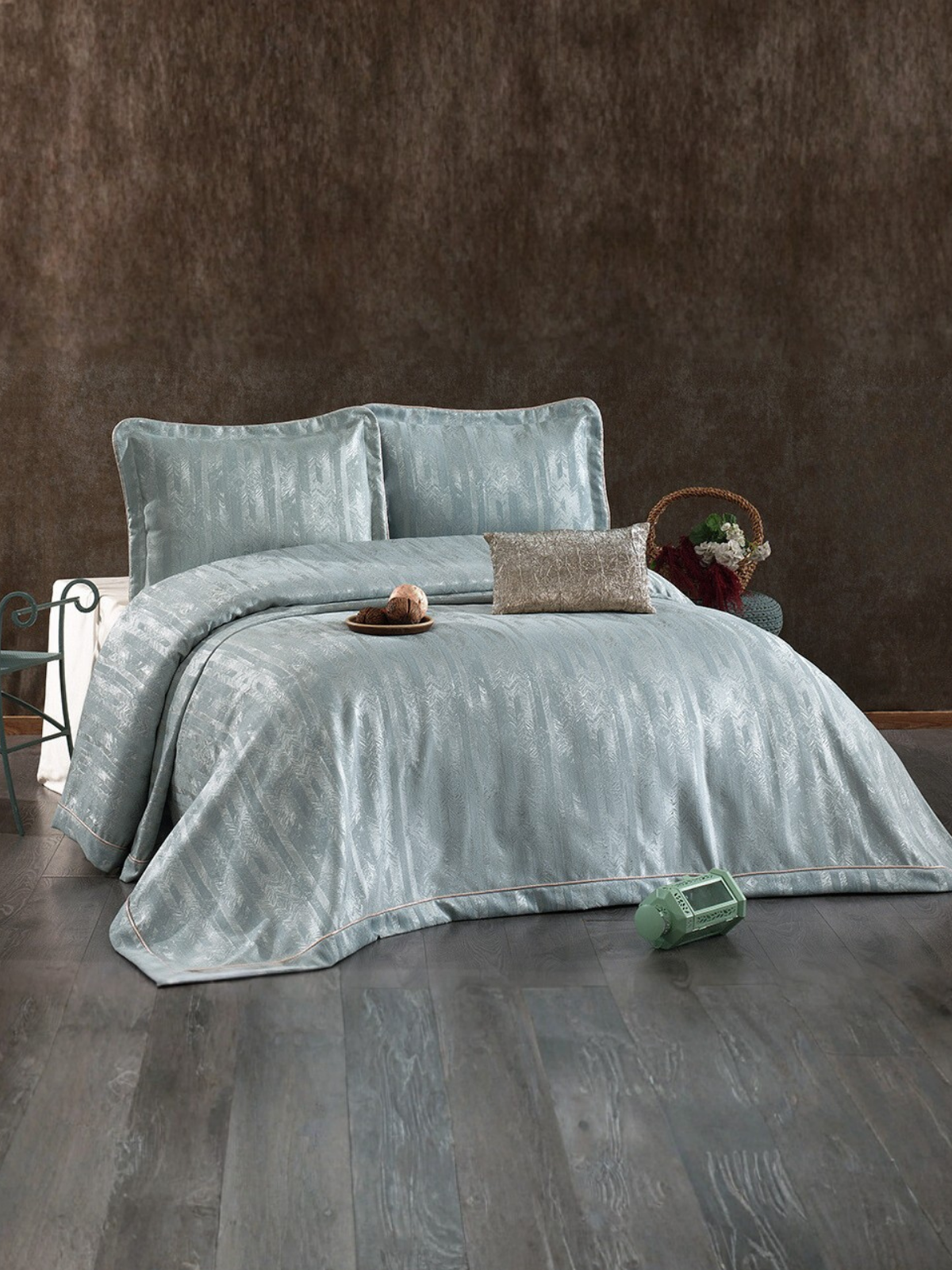 Couvre lit 4 pièces en jacquard - Riva